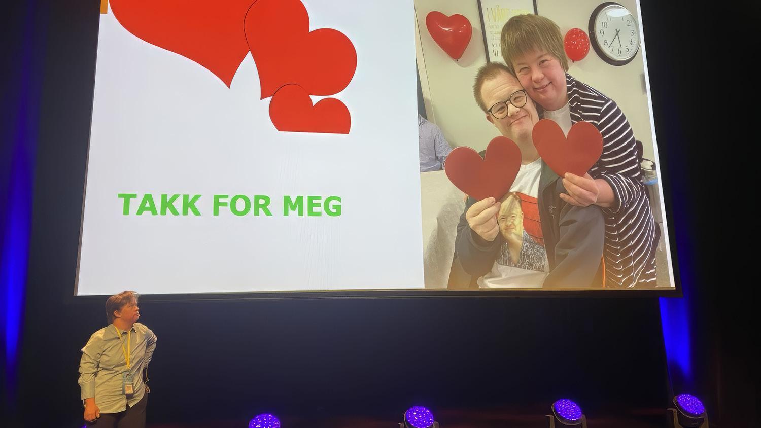 Thea holder kurs om HandiKalender på MTKEK24 i Asker